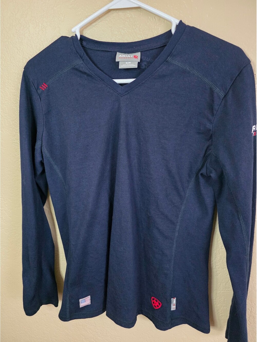 Ariat FR Long Sleeve V-Neck Flame Resistant Shirt  Size Medium Navy Blue